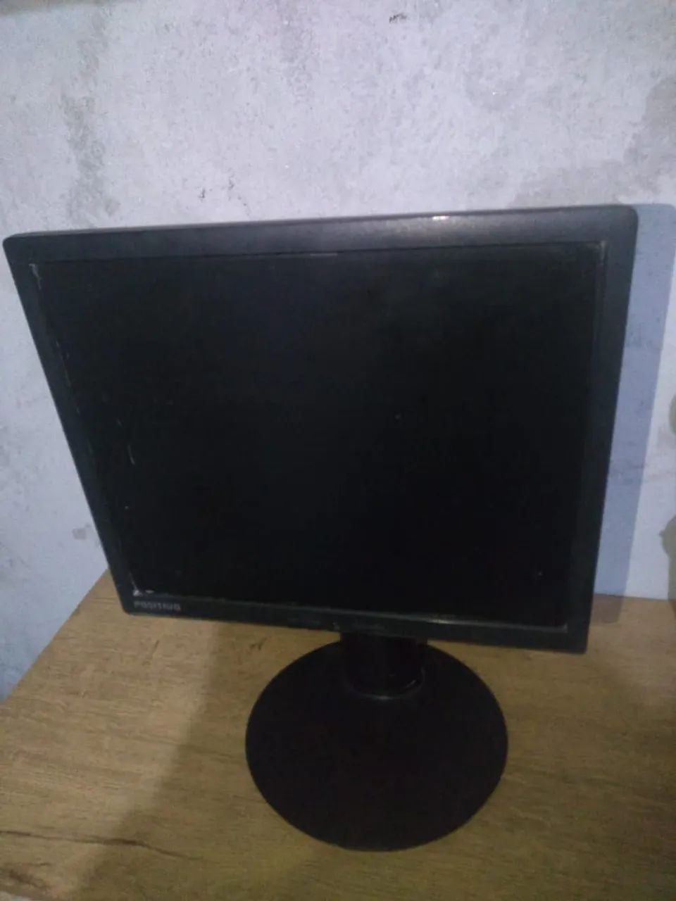 Monitor LCD 15.6 polegadas