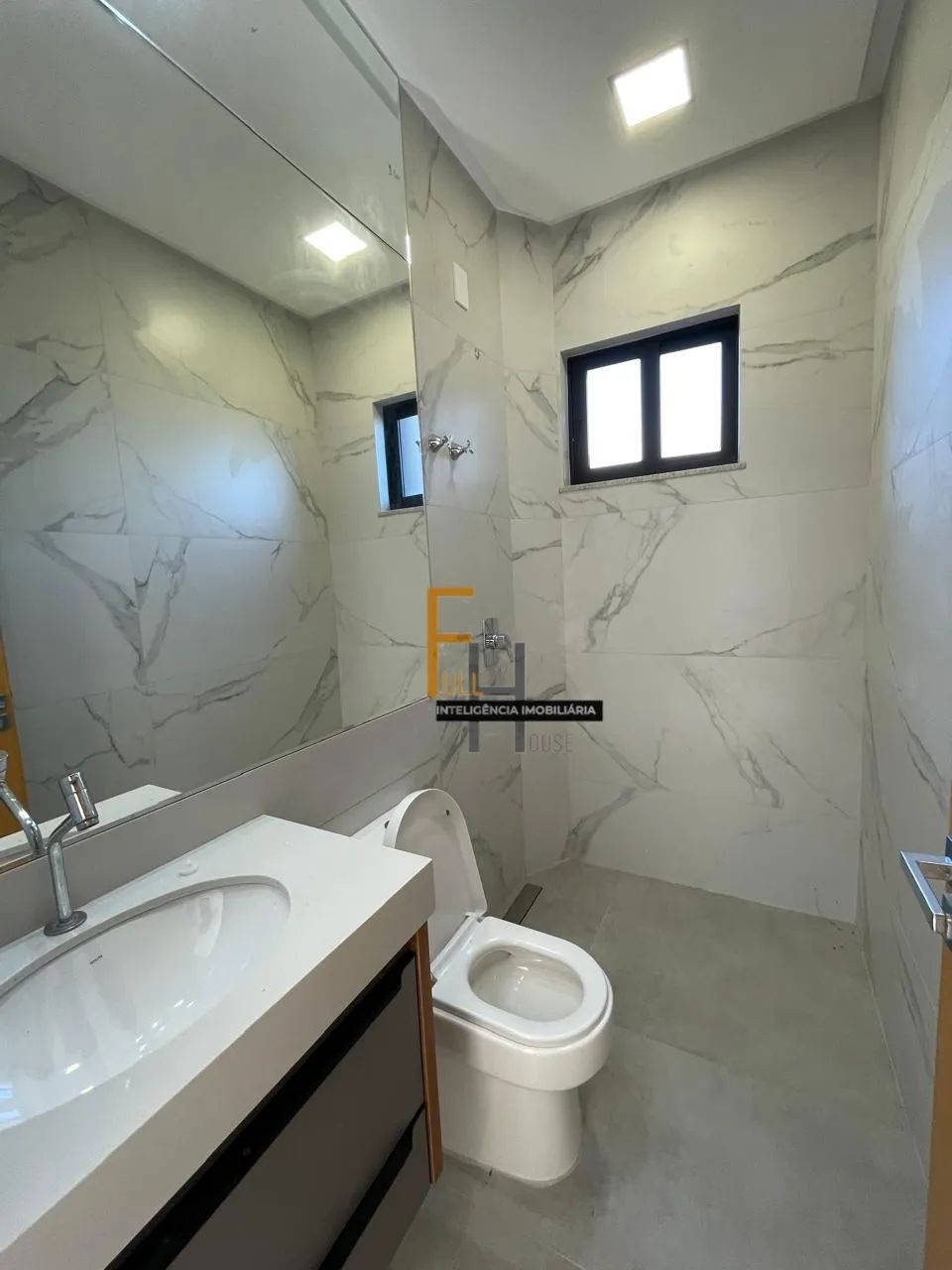 CASA EM CONDOMÍNIO FECHADO I 04 QUARTOS I PISCINA I PORCELANATO I HIDROMASSAGEM I ARMÁRIOS - Foto 5