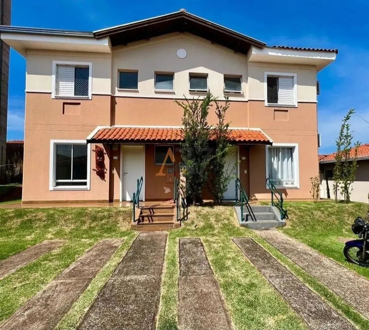 Sobrado de 3 quartos 1 suíte e 2 vagas á venda no Giardino 2 - Foto 2