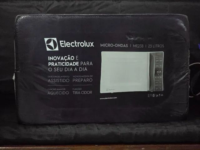 Microondas Electrolux 23L Lacrado ME23B  - Foto 2