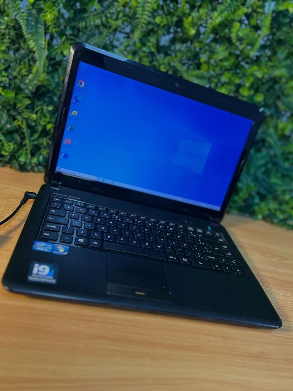 Notebook Asus X202E  Processador: i3- 3217U 1.8GHz - 3º geração  4GB DDR3  128GB SSD Placa - Foto 2