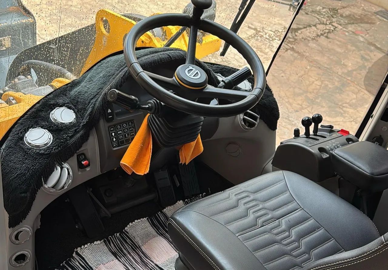 Pá carregadeira- Volvo L60F  à venda  - Foto 2