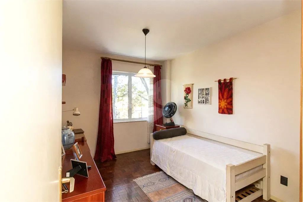 Casa térrea à venda no Alto da Lapa  Ampla, versátil e perfeita para famílias grandes ou p - Foto 9