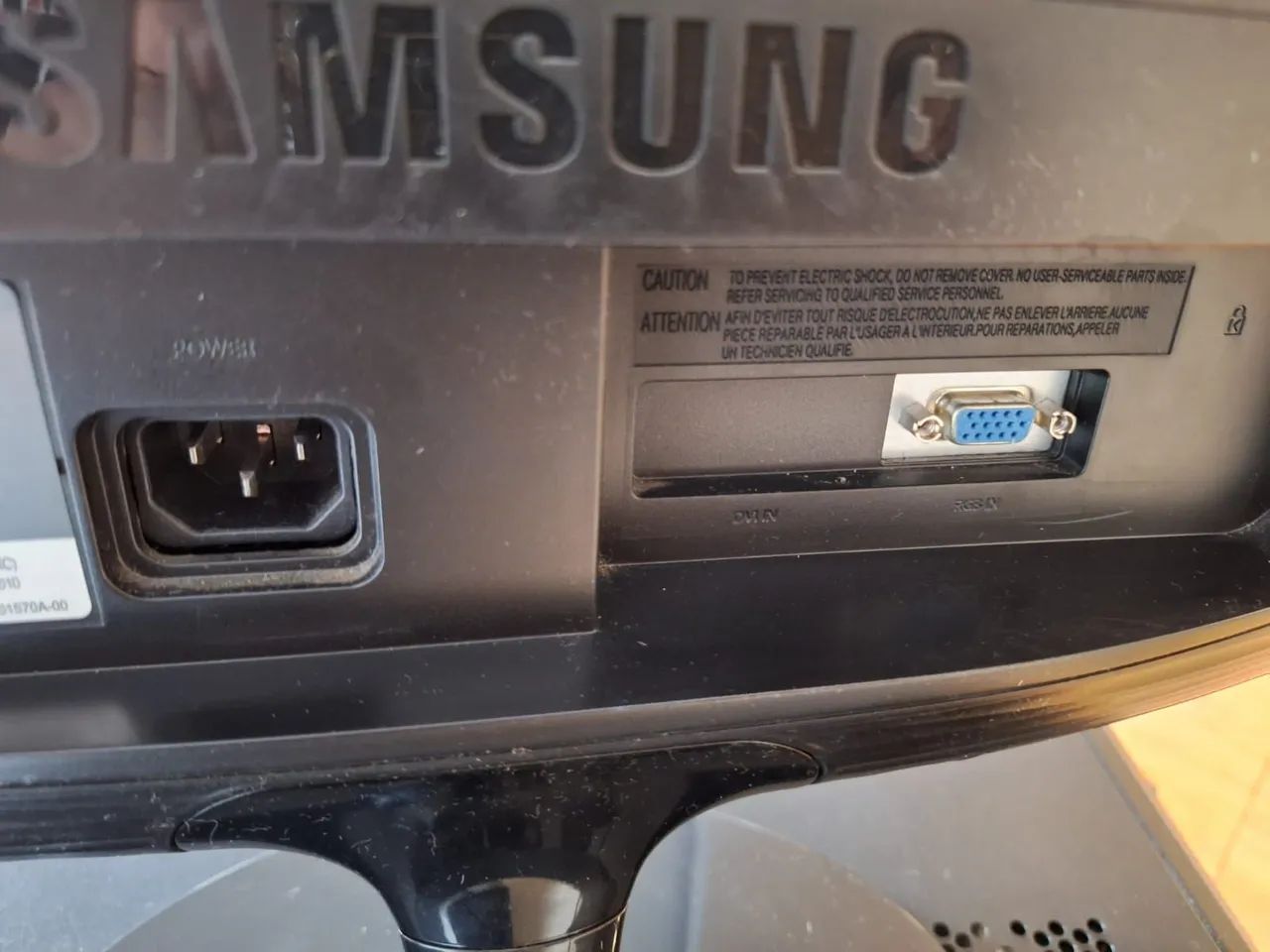 Monitor Samsung SyncMaster B2030 - Foto 2