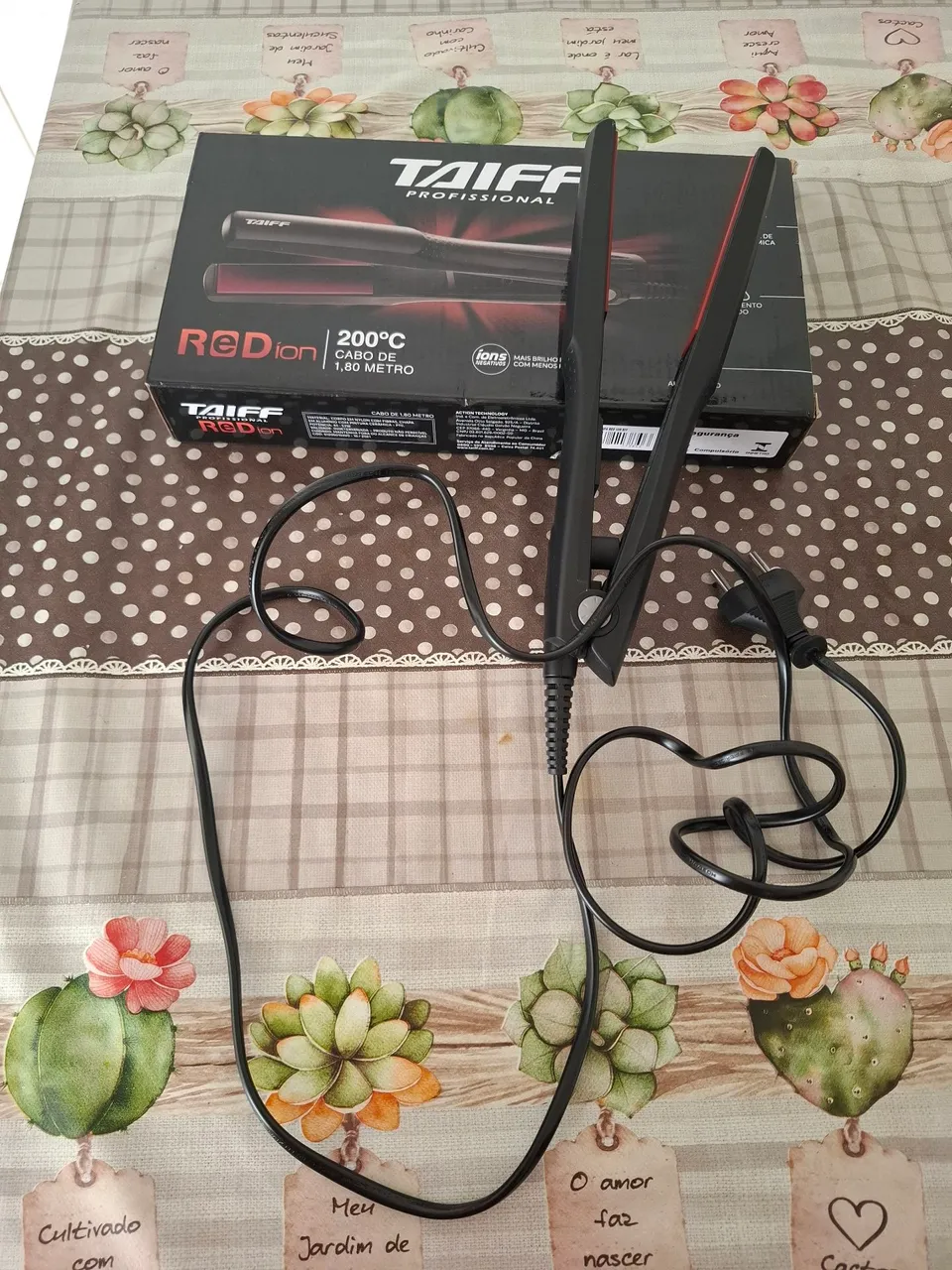 Prancha Taiff Red Ion 200ºC