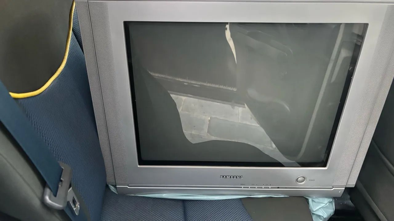 TV Samsung 21 polegadas tela plana