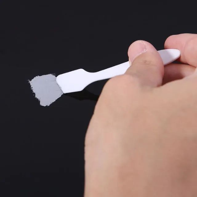 Pasta Térmica Prata Thermagic 12w/m.k 8g  - Foto 4