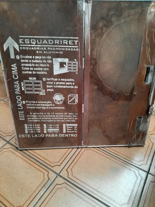 Esquadria de Alumínio Padronizada 3 divisoria