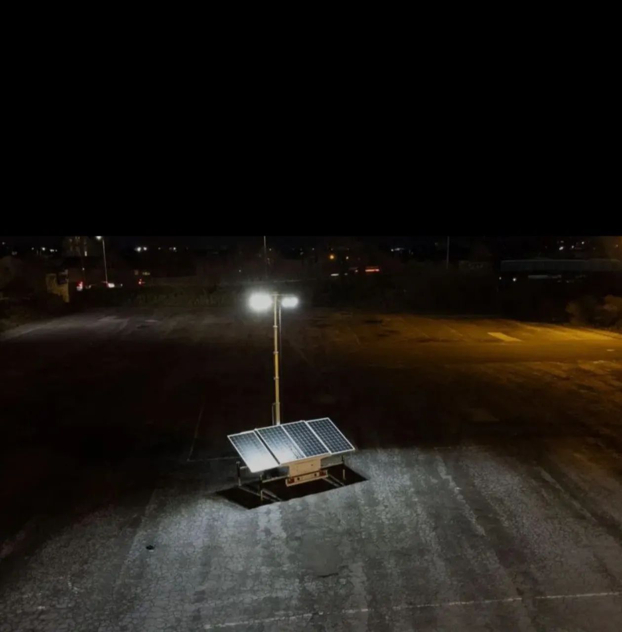 Torre de Iluminação Solar Móvel