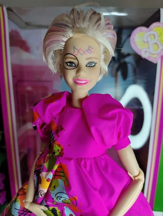 Barbie The movie -Barbie Estranha  - Foto 5