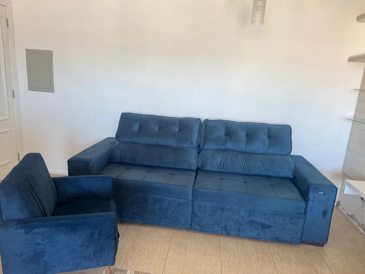 Sofá Azul 3 lugares - Foto 4