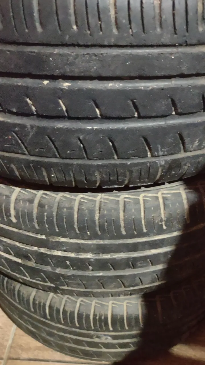 3 de Pneus Usados 195/55/15 valor para os 3
