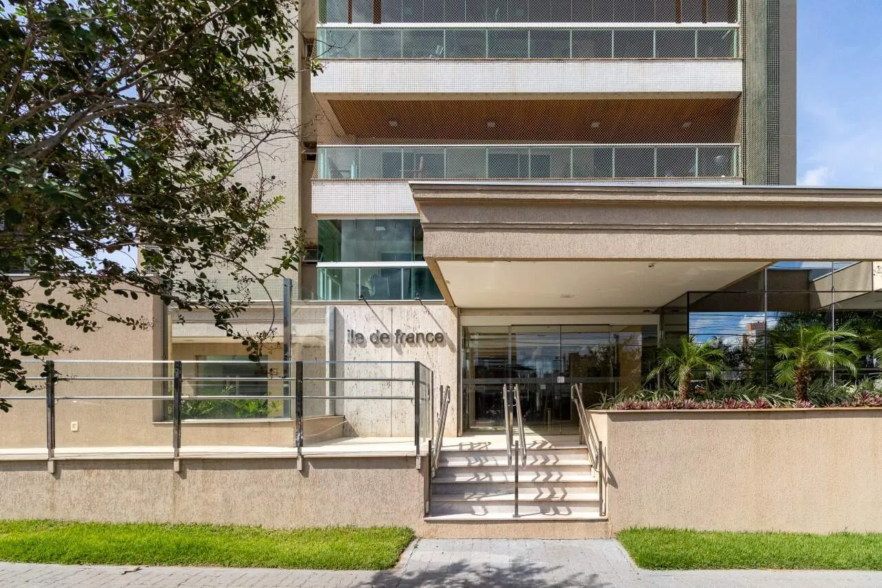Apartamento no Condomínio Ile de France