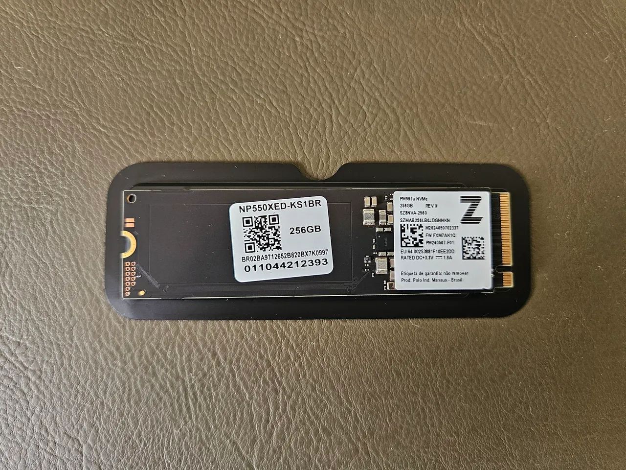 SSD NVMe Samsung 256GB NP550XED-KS1BR
