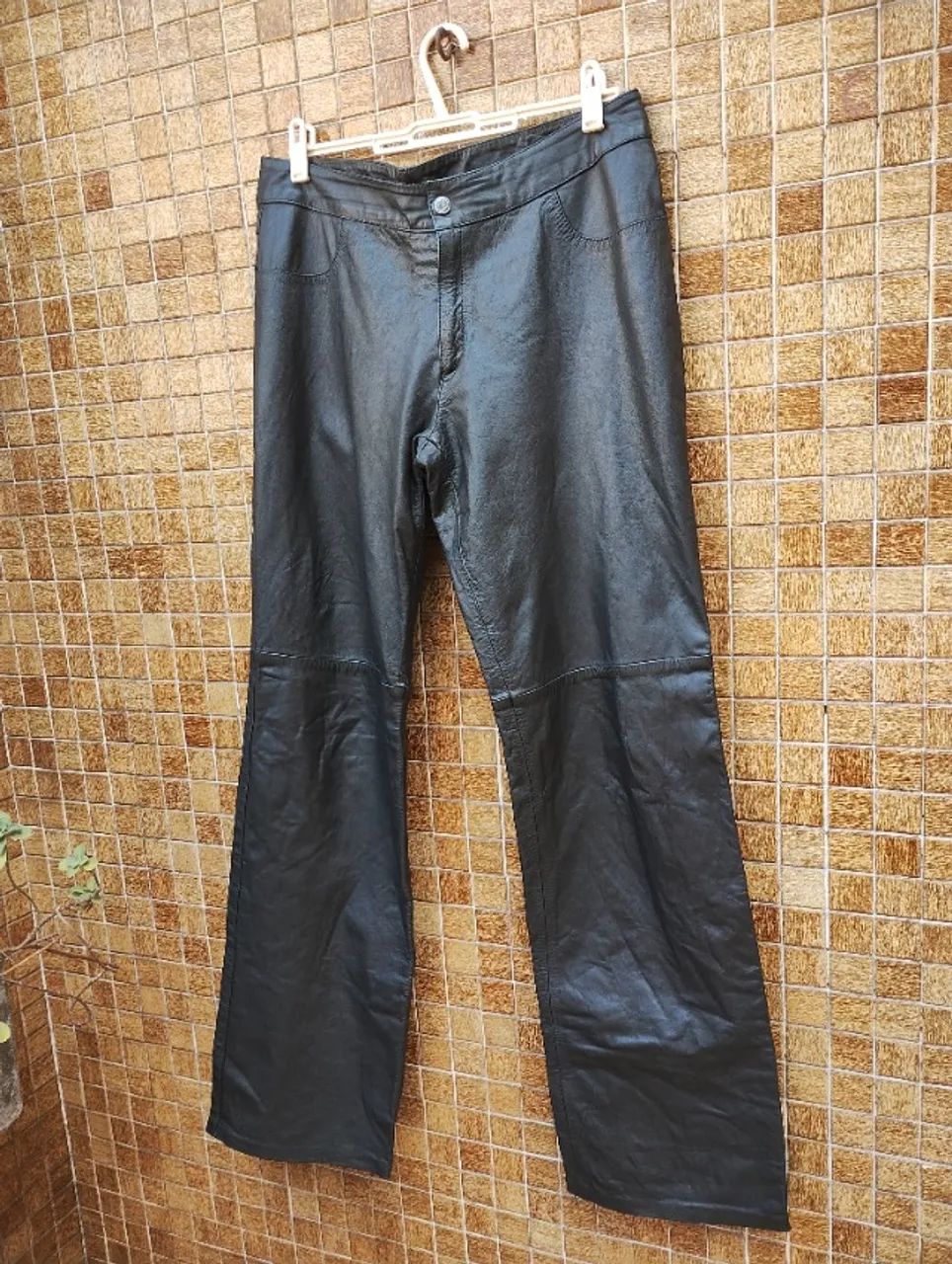 Calça de couro legítimo 42 