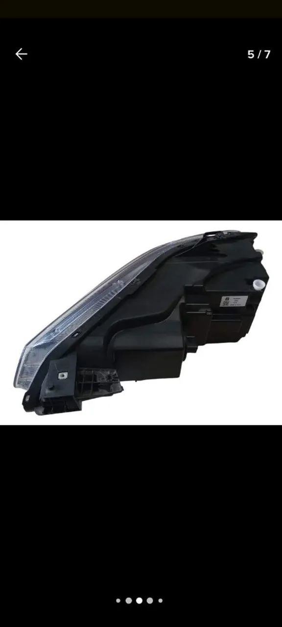 Peça de carro. Farol lado direito da tracker - Foto 6