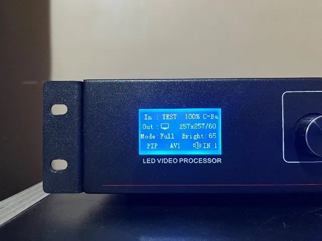 Processadora de vídeo + Send Card MSD 300 NovaStar - Foto 5