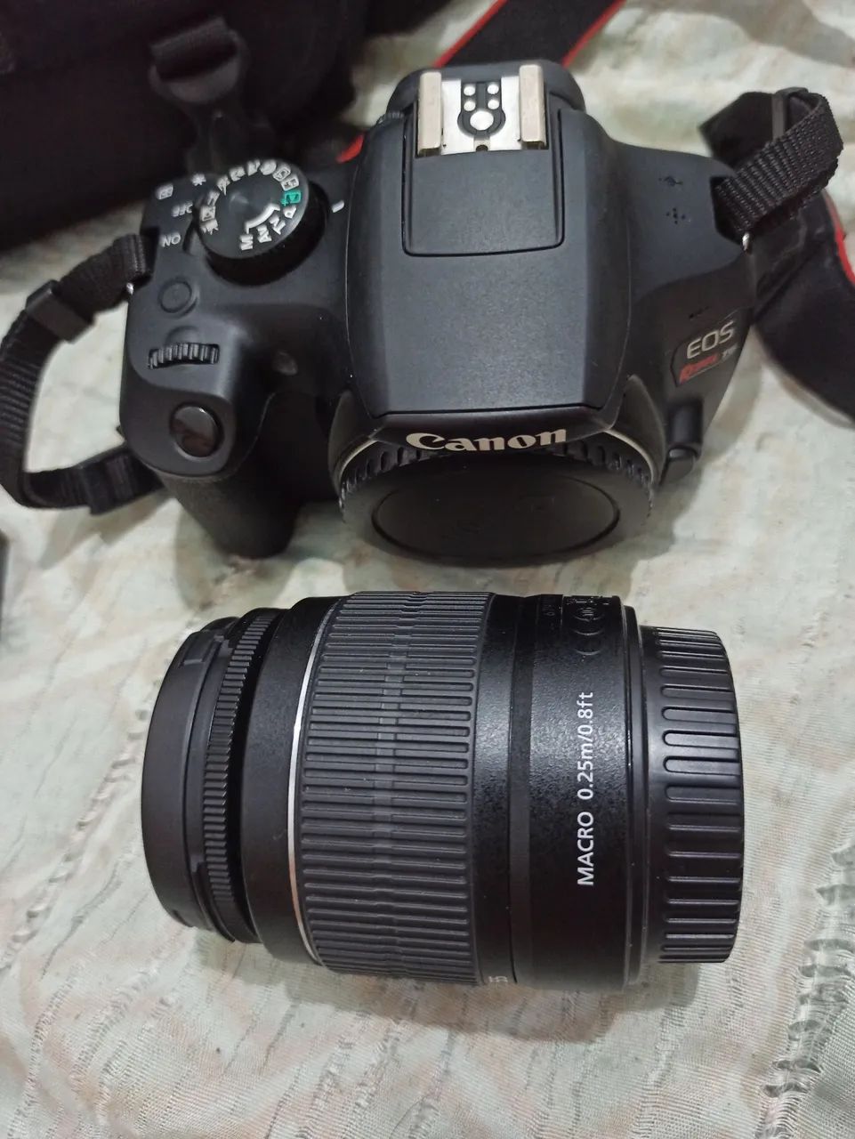 Kit Câmera Canon t6+ flash+ lente 50 mm - Foto 5