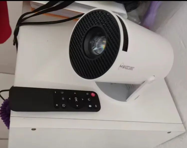 Projetor 4K HD 150 Polegadas Celular, Tv B0x, Xbox, PS, Pc, Wifi e Bluetooth HY300  - Foto 3