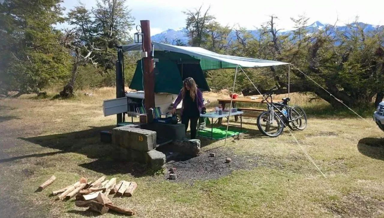 CARRETA DE CAMPING COM BARRACA CAMPINGWORLD - Foto 3