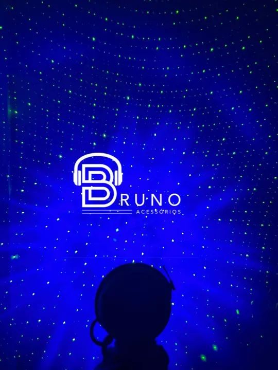 Projetor De Luz Noturna Galáxia Astronauta Luminaria Estrela