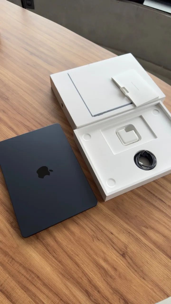 MacBook Air M2 13 Pol 8GB RAM 256GB SSD Meia noite - Foto 3