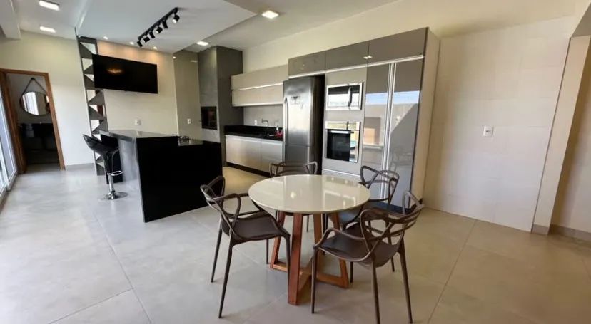 10- CASA NO RENASCENÇA  - Foto 3