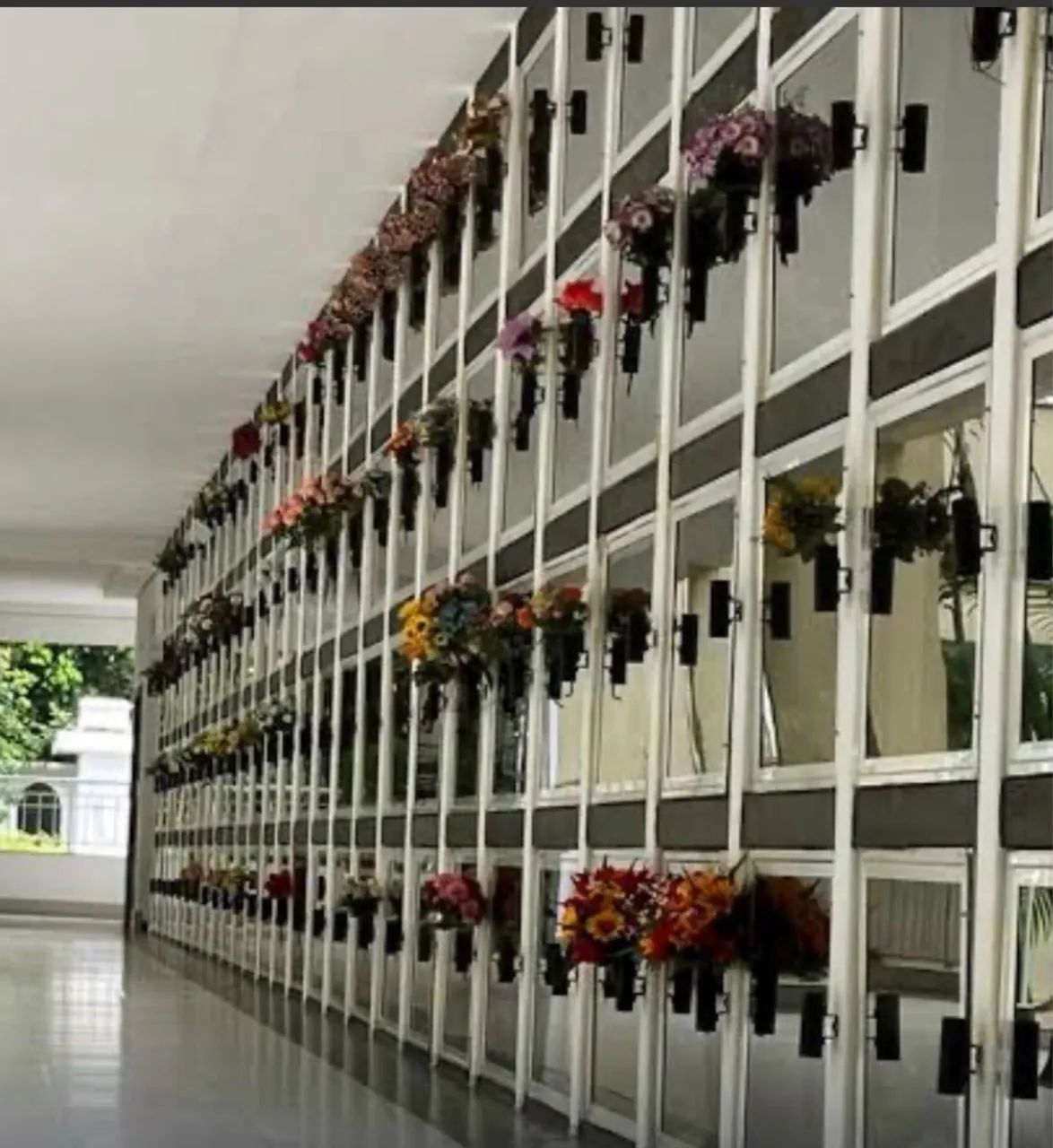 LÓCULOS MEMORIAL DE SANTOS VENDI - Foto 3