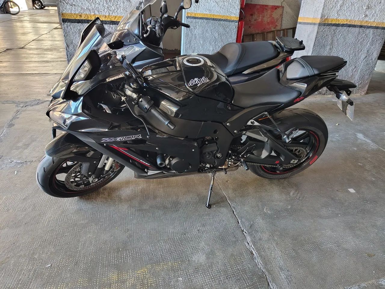Kawasaki Zx-10/ Zx-10r 1000cc 2020 - 1487924313 | OLX