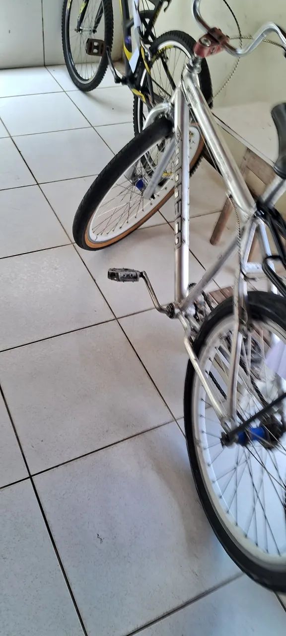 Bicicleta de aluminho ser mancha normal