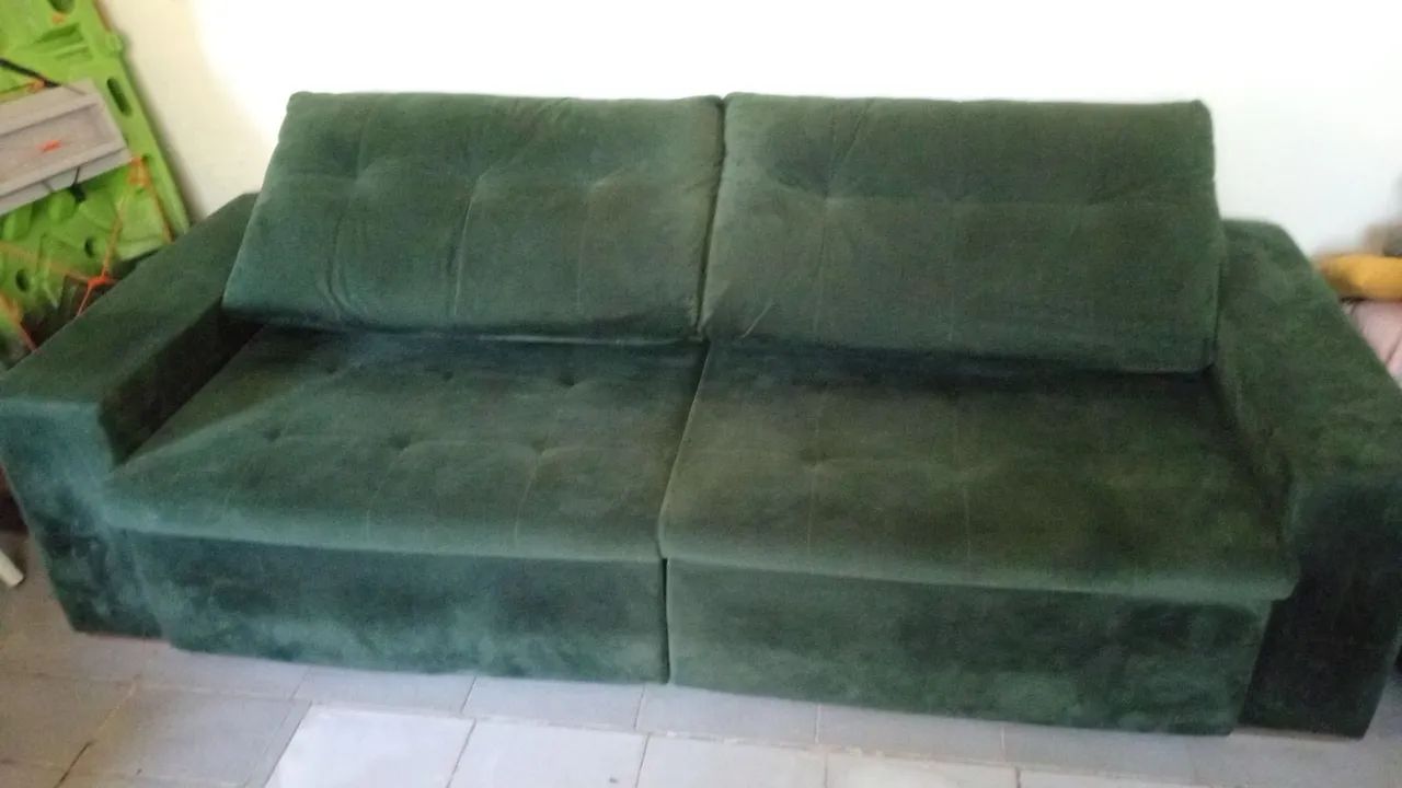 Sofá novo verde escuro Suede  - Foto 4