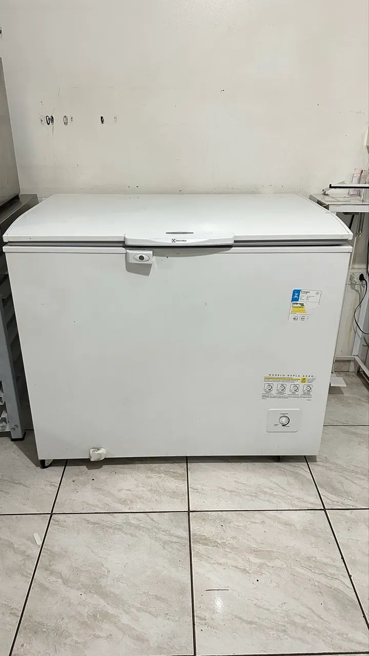 Vende-se Freezer Electrolux horizontal
