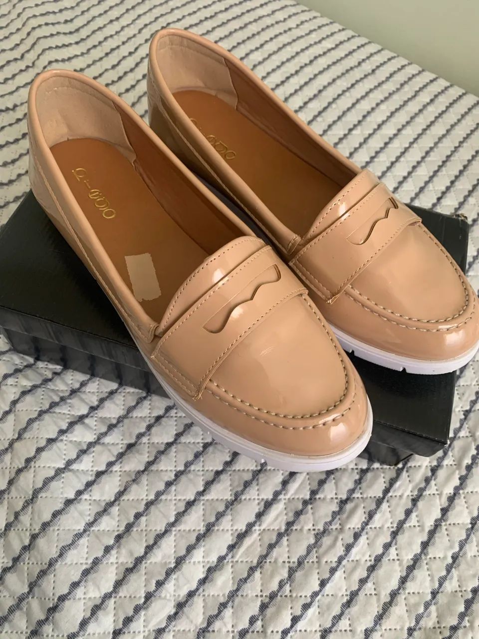 Sapato mocassim Prego