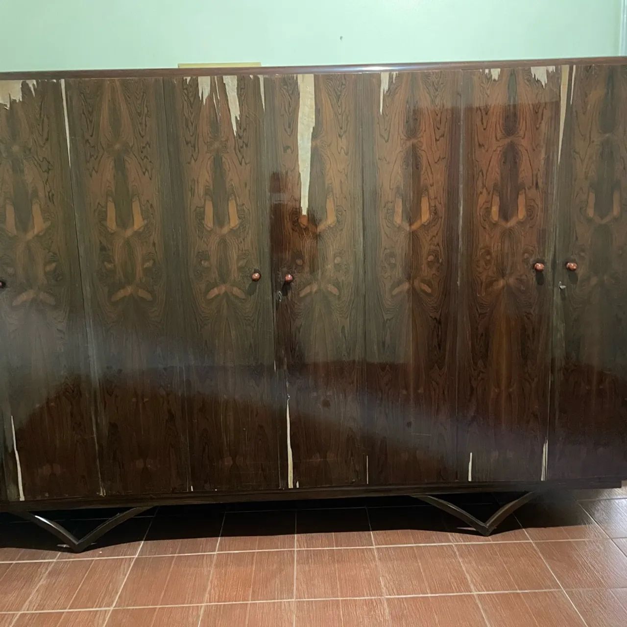 Guarda roupa madeira maciça 