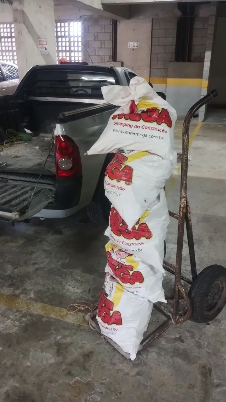 Entulho ensacados  - Foto 2