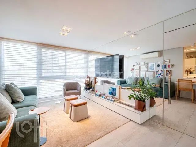 Elegante apartamento de 83 m² privativos, 2 quartos, sendo 2 suítes, 2 vagas Auxiliadora - - Foto 2