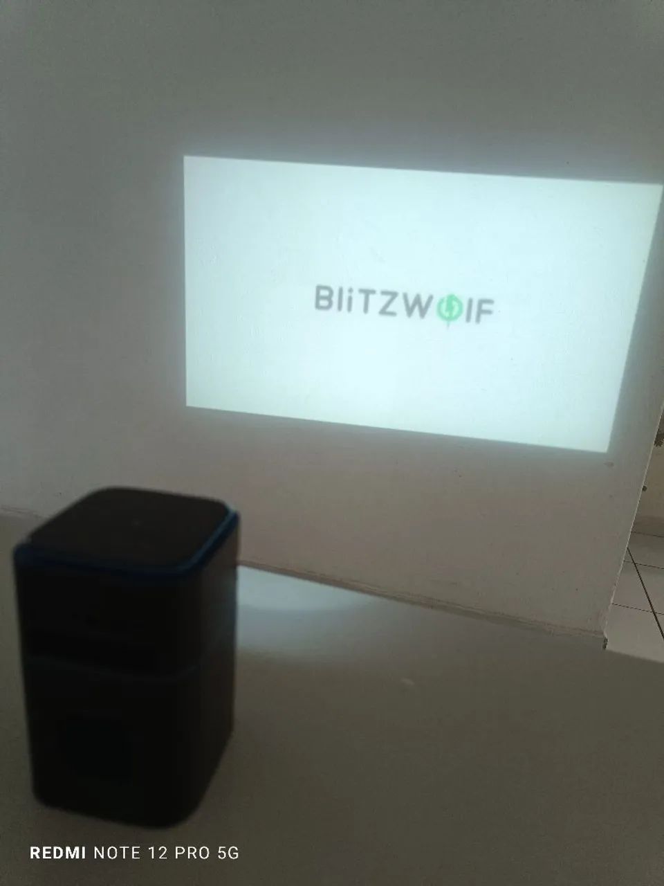 Mini Projetor Blitz woif - Foto 2