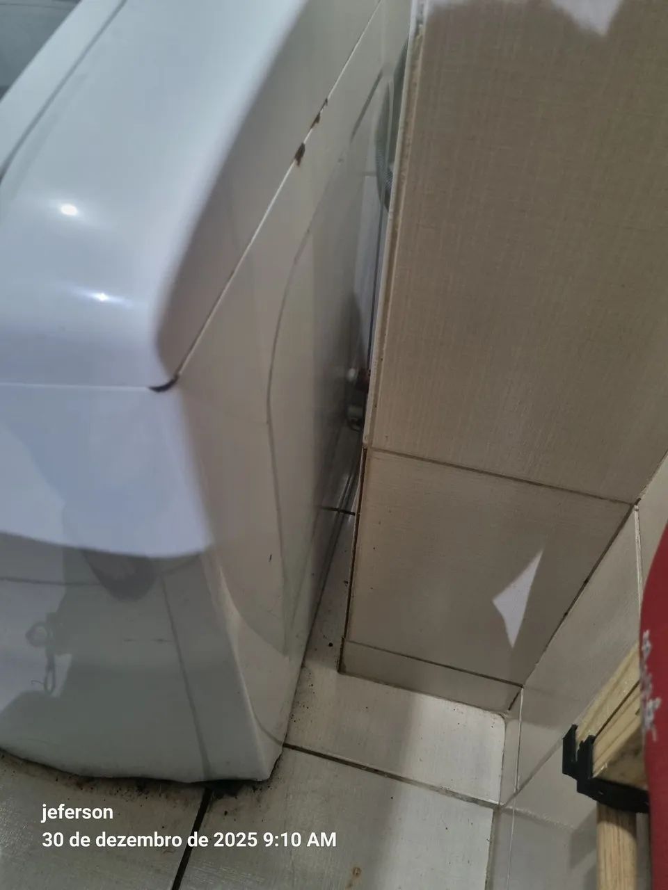 Vendo uma máquina de lavar 12 kg com defeito eletrolux  - Foto 2