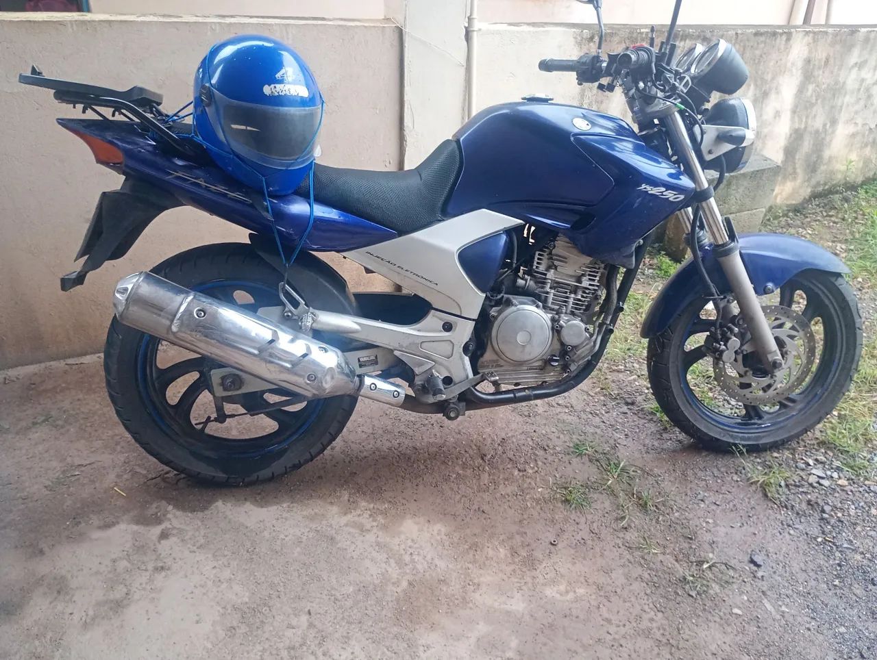 Fazer 250