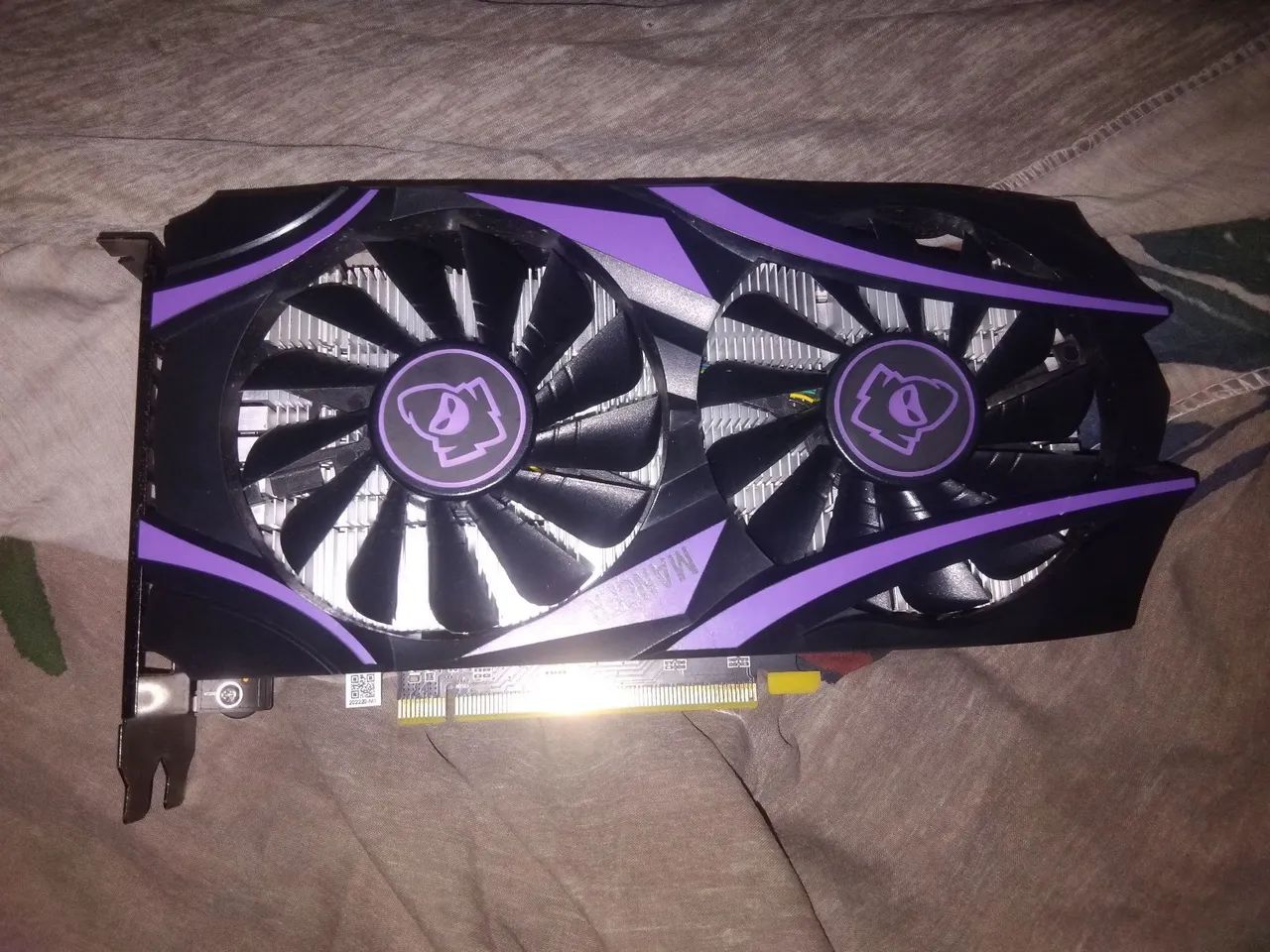 Rx 5500 xt 8g com defeito