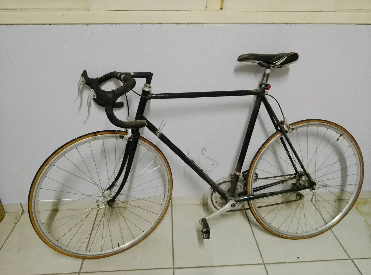 Vendo Bicicleta antiga Specialized  - Foto 3