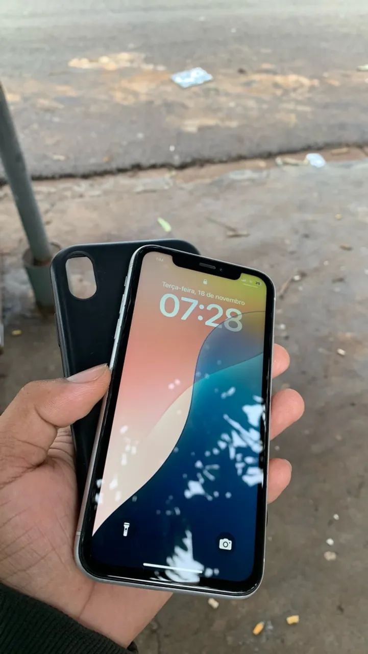 iPhone XR branco - Foto 2