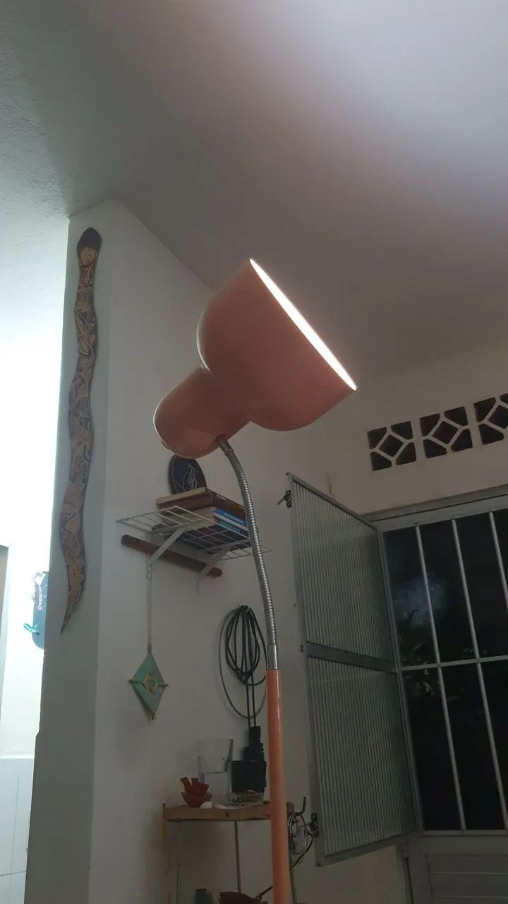 Luminária de chão articulável - Foto 3