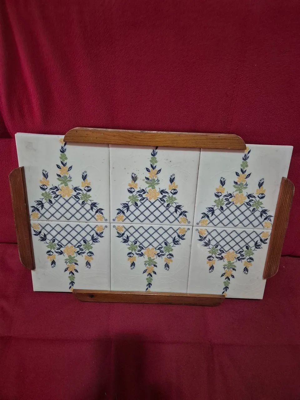 Bandeja. Antiga azulejo 