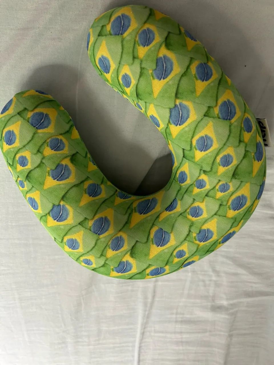 Almofada de pescoço tema Brasil - Foto 3