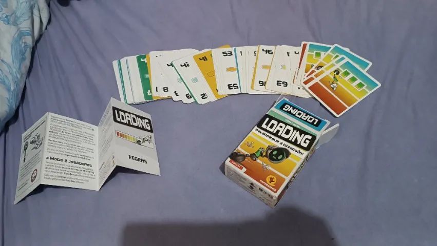 Jogo de cartas LOADING, Completo e com manual!! - Foto 2