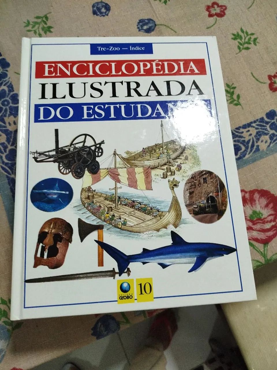 Enciclopédia ilustrada do estudante 
