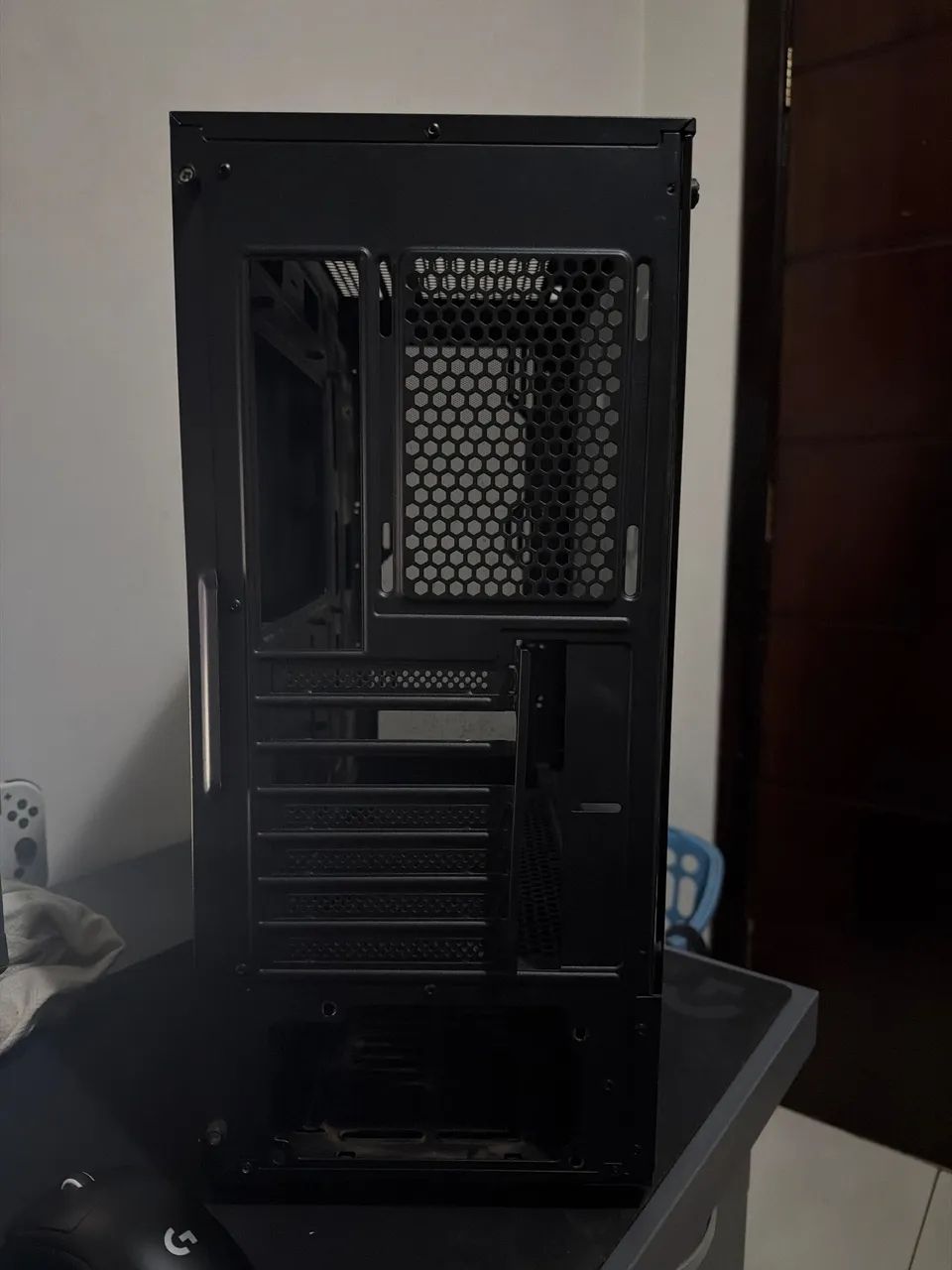 Gabinete msi preto - Foto 2
