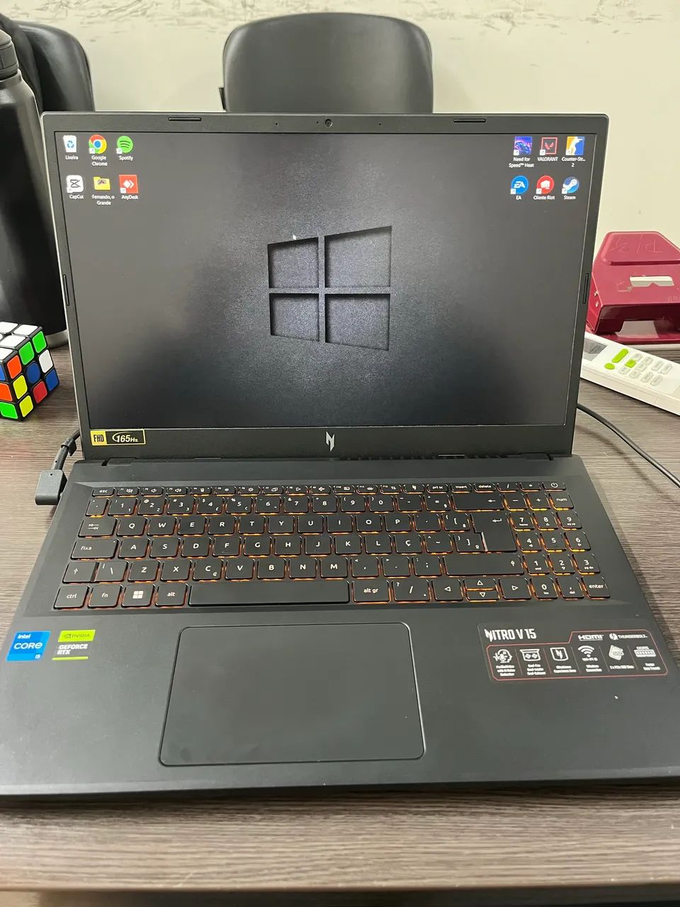 Acer Nitro V15 - Foto 3