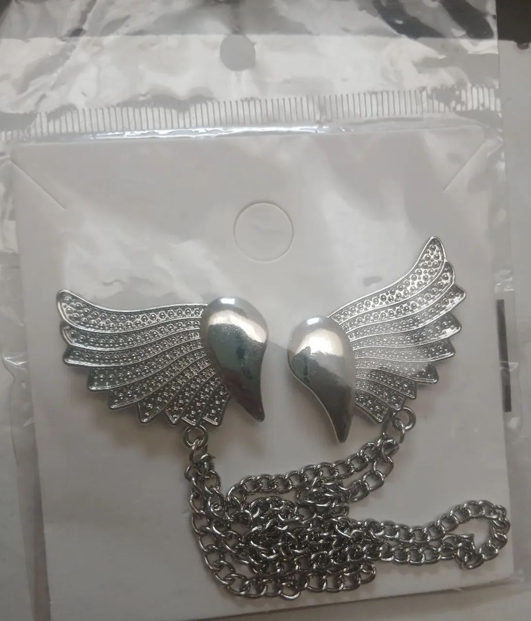 Broche asa de anjo metálico  - Foto 3